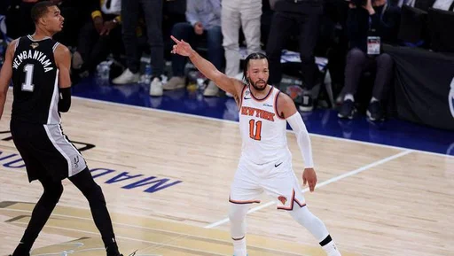 NBA承认马刺文班亚马尼亚马推尼克斯杰伦·布伦森犯规漏判