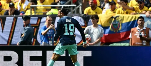 世界杯-厄瓜多尔2-1德国出线 萨内破门普拉塔制胜