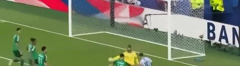 半场：阿根廷1-0阿尔及利亚，梅西打入个人世界杯第14球