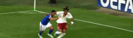 意大利U17点胜西班牙U17晋级决赛,门西亚、阿尔维斯失点