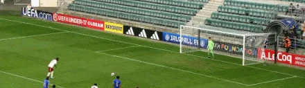 意大利U17点胜西班牙U17晋级决赛,门西亚、阿尔维斯失点
