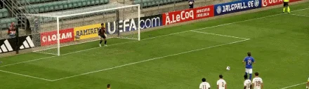 意大利U17点胜西班牙U17晋级决赛,门西亚、阿尔维斯失点