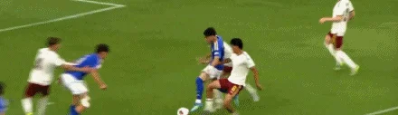 意大利U17点胜西班牙U17晋级决赛,门西亚、阿尔维斯失点