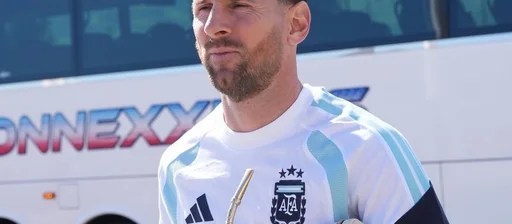 梅西社媒晒训练照 卫冕冠军即将登场并肩作战🇦🇷