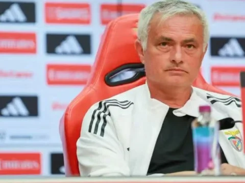 皇马与阿迪达成长达八年的续约合同 总价值十亿欧元