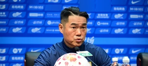 宿茂臻:阿尔瓦罗可能因伤缺席本轮,克雷桑能否出战需要评估